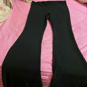 Black ribbed flare pants nwt